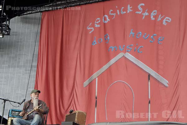 SEASICK STEVE - 2017-07-02 - ARRAS - La Citadelle - Main Stage - 